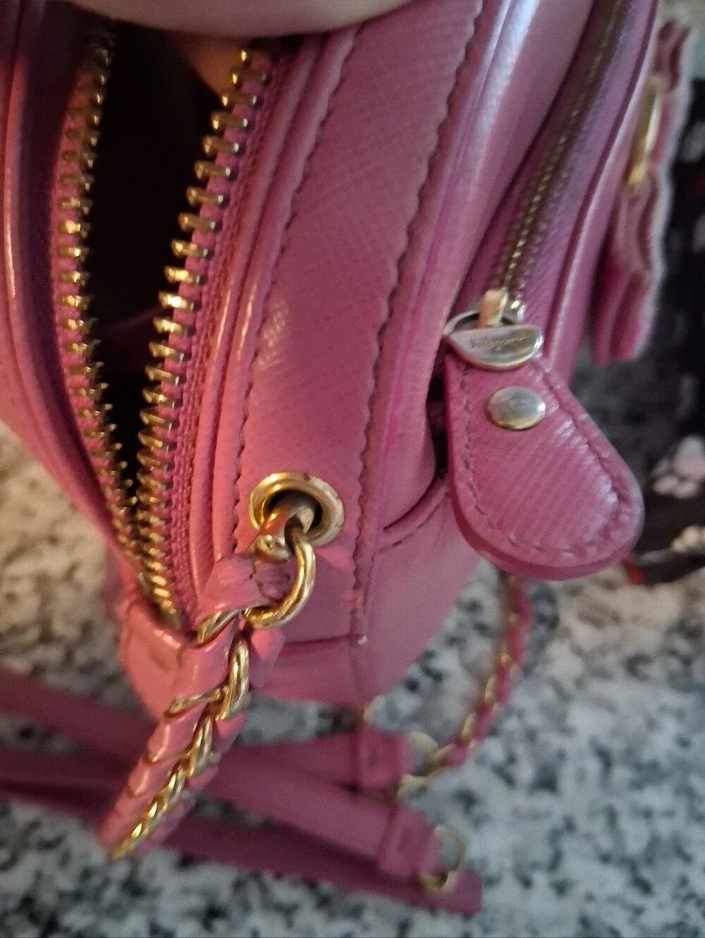 Salvatore Ferragamo Lydia bag is crafted from durable Saffiano Leather - Picture 9 of 15